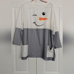 Colorblock Snowman Tunic Top - White & Gray, Size 1XL